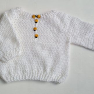 Blusão branco crochê joaninhas